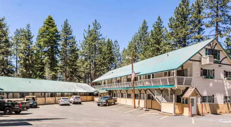 Econo Lodge Inn & Suites Heavenly Village Area South Lake Tahoe Exteriör bild